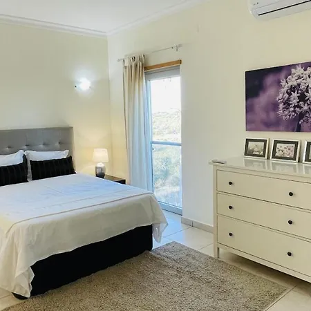 Santa Maria C By Check-in Portugal * 알부페이라