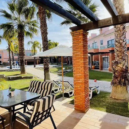Santa Maria C - Shared Pool - 8 Guests - Feriehus Albufeira