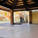 Santa Maria C - Shared Pool - 8 Guests - בית נופש